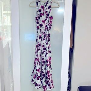 Womens sleeveless dress